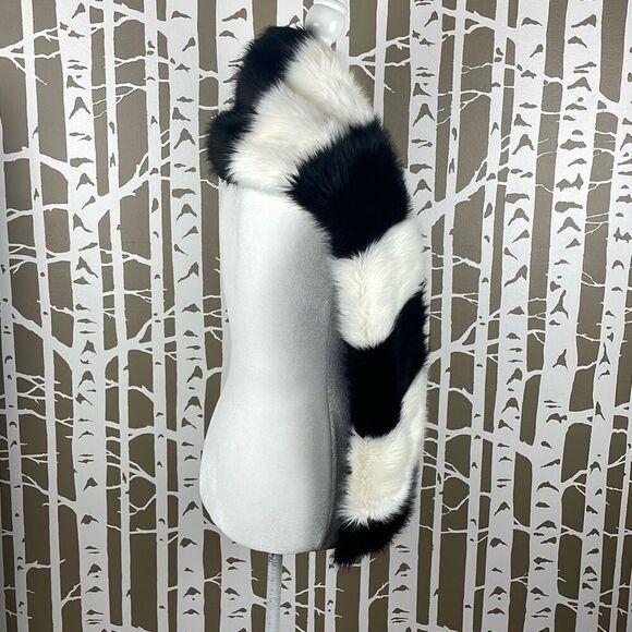 Faux Fur Black White Stripe Scarf - Picture 3 of 8